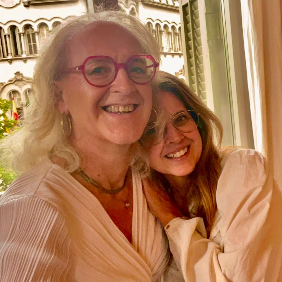 Aida y Jenni Hamilton
